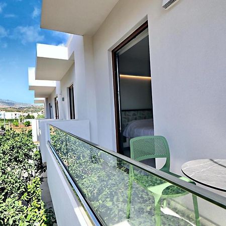 Appartement Elmaral Living Experience "Adults Only" à Agia Pelagia  Extérieur photo