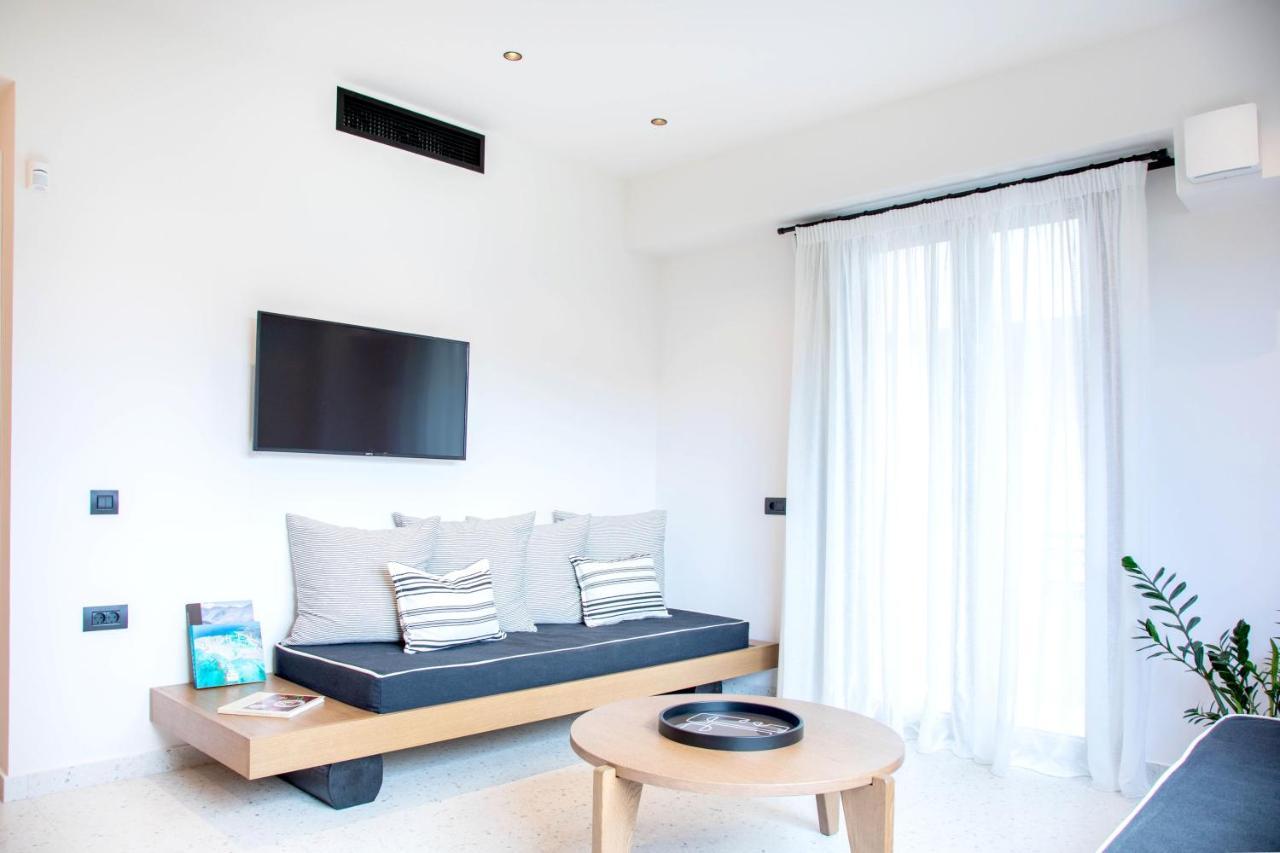 Appartement Elmaral Living Experience "Adults Only" à Agia Pelagia  Extérieur photo
